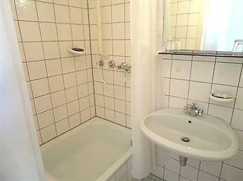 Hotel Moon Dusseldorf